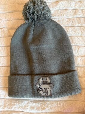 Nike PennState (State College) Pom Beanie - Gray